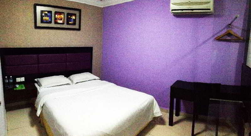 Oyo 90249 Euro Hotel Klang Eksteriør billede
